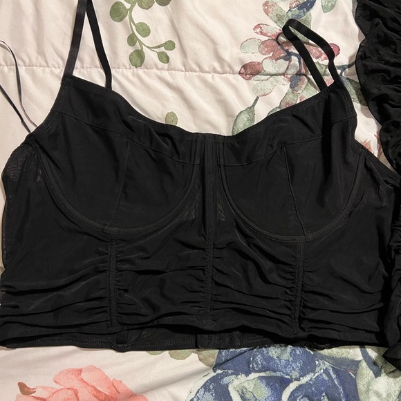 Mesh Crop and skirt set - Picture 2 of 3